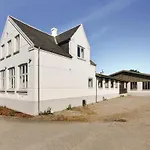 펜션 Lystrup Gamle Skole *