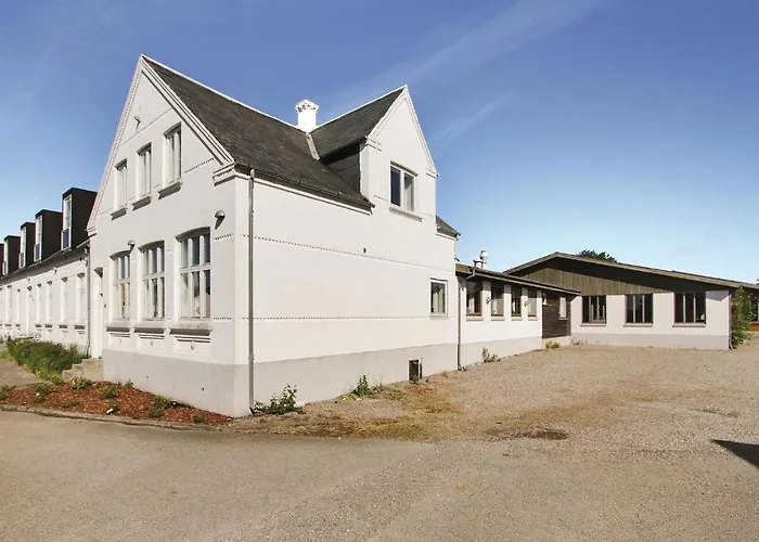 펜션 Lystrup Gamle Skole *