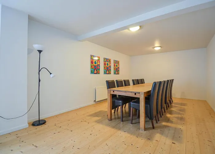 Lystrup Gamle Skole * Allingåbro